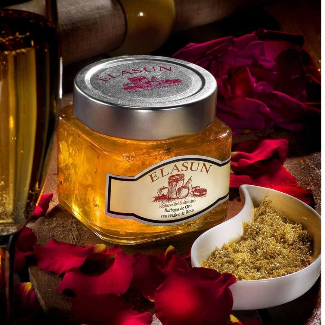 GELÉE DE BURBUJAS DE ORO Y PETALOS DE ROSA