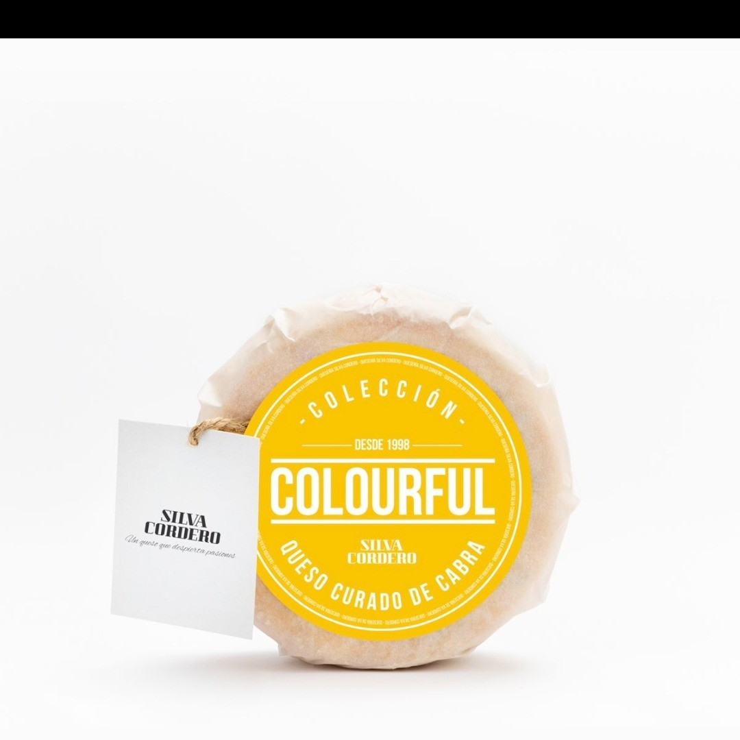 QUESO CURADO DE CABRA AROMATIZADO CON BETACAROTENO