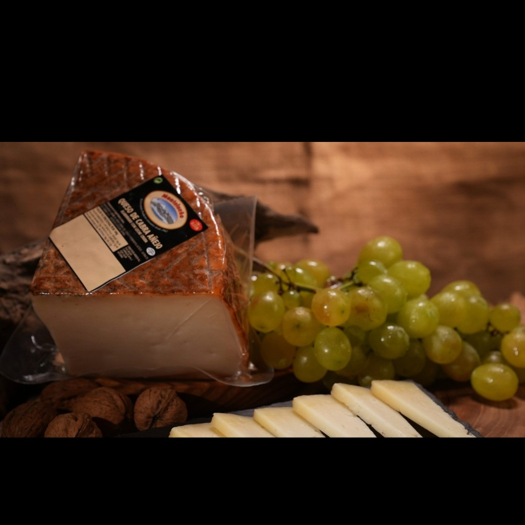 QUESO AÑEJO DE CABRA LECHE CRUDA