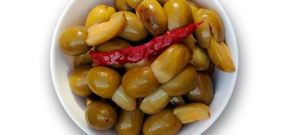 ACEITUNA RELLENA DE BERENJENA DE ALMAGRO